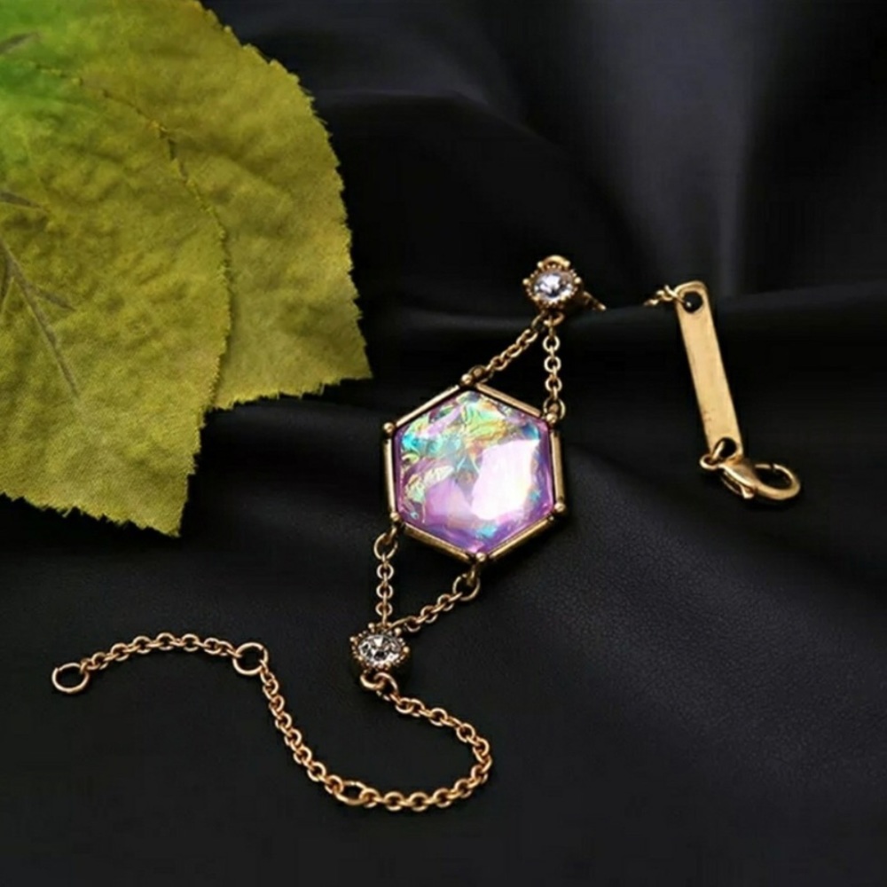 Beautiful Bracelet - Picture 4 of 8